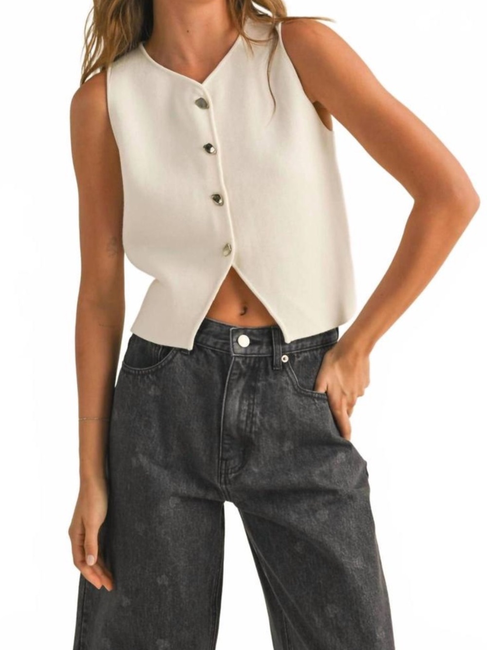 MIOU MUSE J'adore Sculpted Metal Button Knit Vest Top Soft White Size M Medium